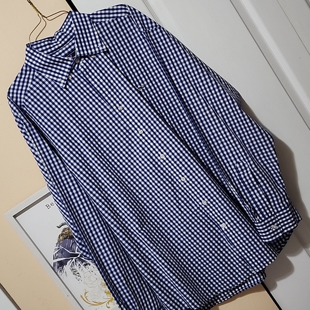 Vineyard vine button down